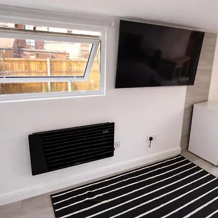 Modern With Private Entrance *