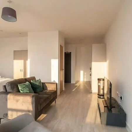 Modern In Salford Great Views Apartmán