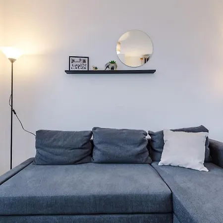 Vakantiehuis Fun & Spacious 3Bed L Pool Table & Pingpong Table *