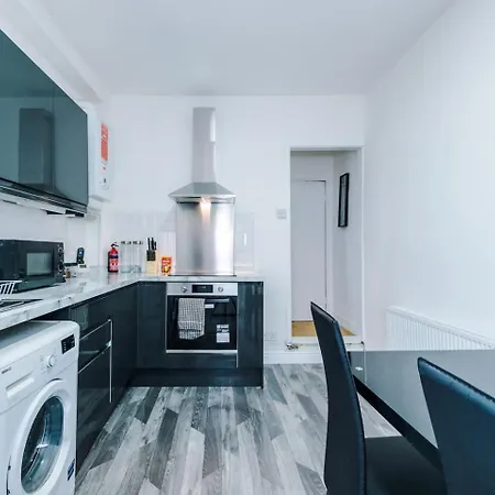 Casa vacanze Fun & Spacious 3bed L Pool Table & Pingpong Table Manchester