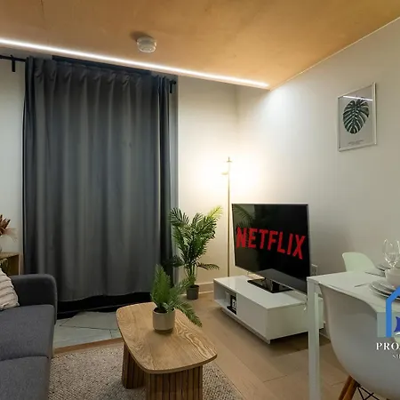 Duplex - Balcony - Roof Terrace - Parking * 맨체스터