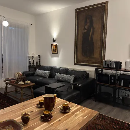 Luxury Penthouse Skyline Views Apartman *