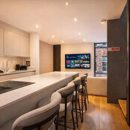 Prázdninový dům Luxury Townhouse 4br I Roof Terrace I Free Parking Manchester
