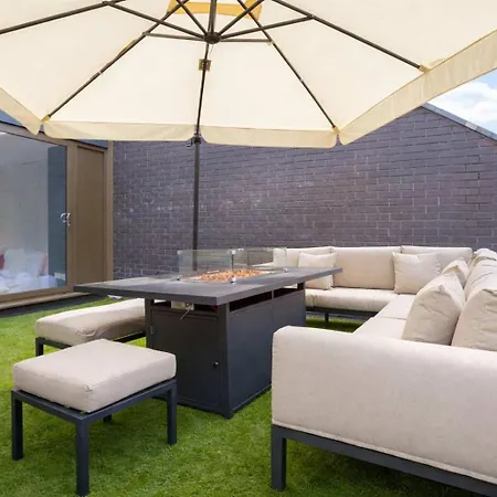 Luxury Townhouse 4br I Roof Terrace I Free Parking Prázdninový dům