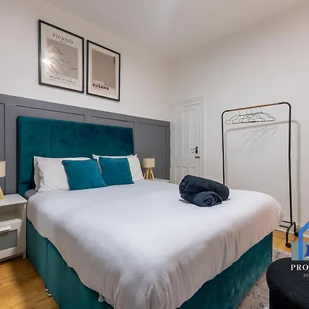 شقة Traditional Home-games Room-free Parking