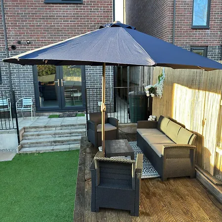 Stylish5 Bed By Etihad And Coop Live