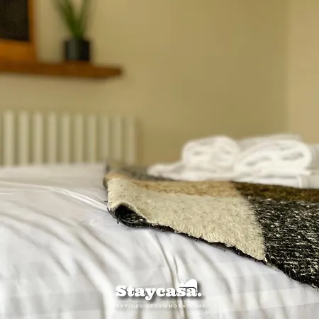 펜션 Stylish Interior Cosy Haven - On-street Parking 맨체스터