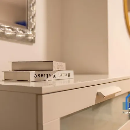 Modern Townhouse-free Parking-game Room-w-ifi Сasa de vacaciones *