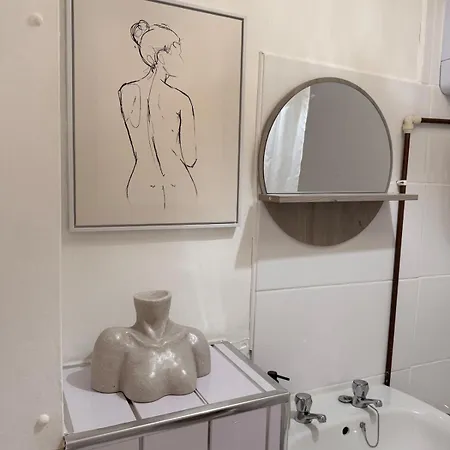 Manchester Apartment Near Old Trafford - Free Parking - Sleeps 4 Apartamento Mánchester