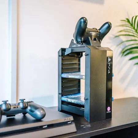 New, Luxe 2br, Manchester, Pool Table, Parking, Balcony, Ps4 아파트 *