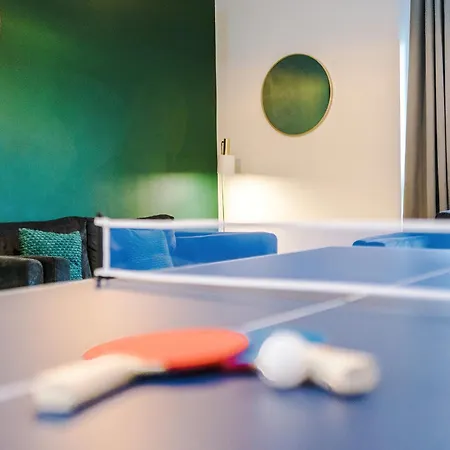 New, Luxe 2br, Manchester, Pool Table, Parking, Balcony, Ps4 아파트 *