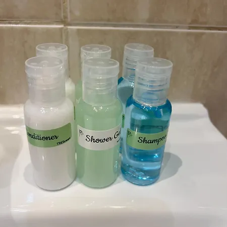 Cosy Private Near Transport Link In * Manchester