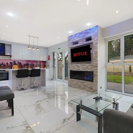 펜션 Stylish With Free Parking And Easy Access 맨체스터