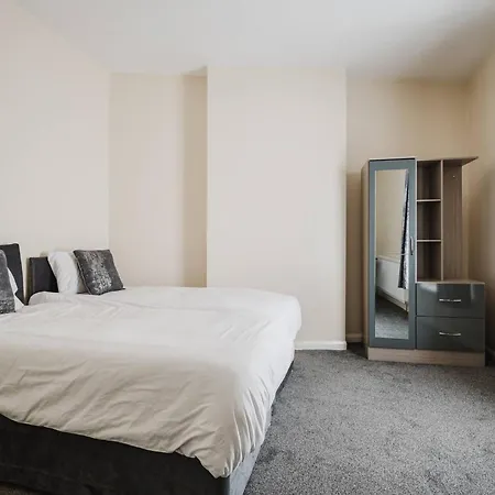 6-bed *