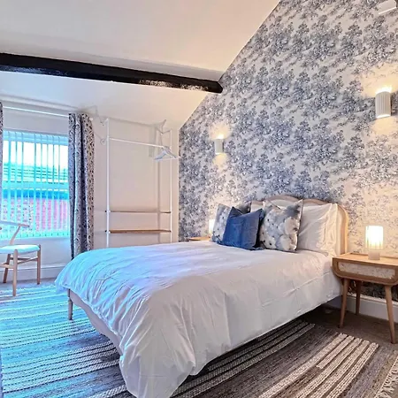 Awhile - 3-bed Townhouse Northern Quarter *