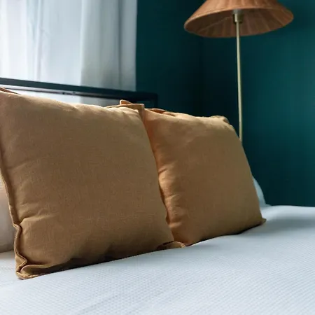 2br Cozy Retreat - Pool Table - Wifi - Sleeps 7