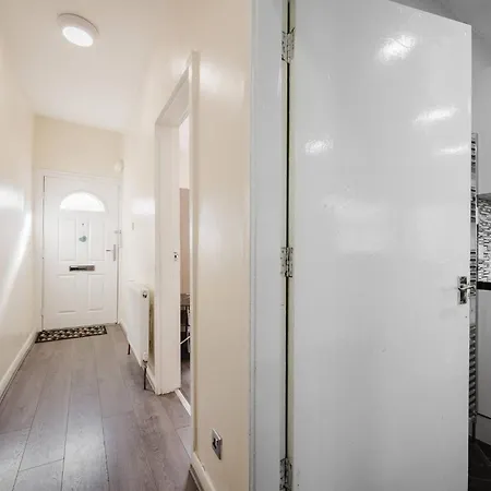 6-bed