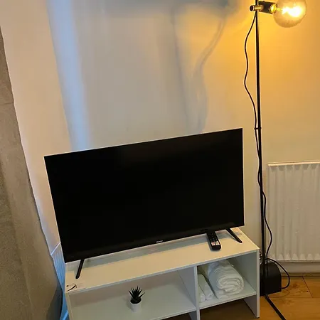 Grey Homes, Private Near Piccadilly Station 15 Mins