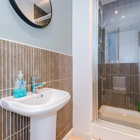 Group Stay, Sleeps 12, 3 Bathroom Dom wakacyjny *