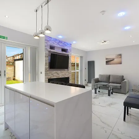 Σπίτι διακοπών Stylish With Free Parking And Easy Access Μάντσεστερ