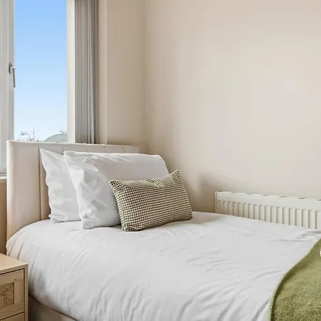 3br Near Co-op Live Etihad Long Short Welcome Parking בית נופש