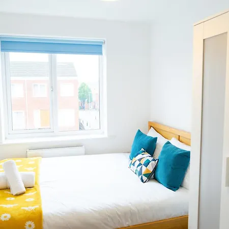 5-bed House M13 Vakantiehuis Manchester