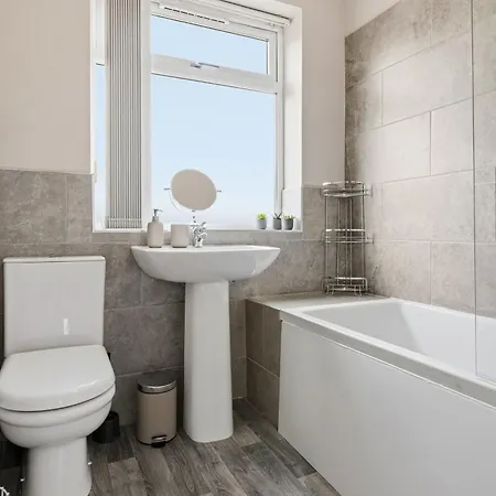 3br Near Co-op Live Etihad Long Short Welcome Parking מנצ'סטר