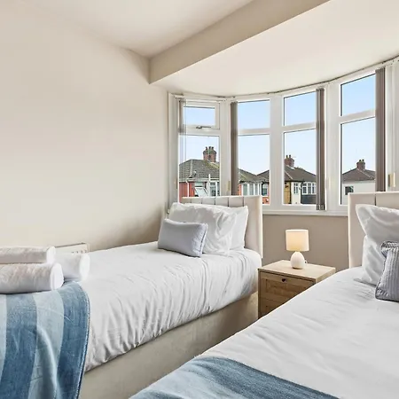 3br Near Co-op Live Etihad Long Short Welcome Parking בית נופש מנצ'סטר