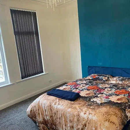 Princess Shahzadi Манчестер