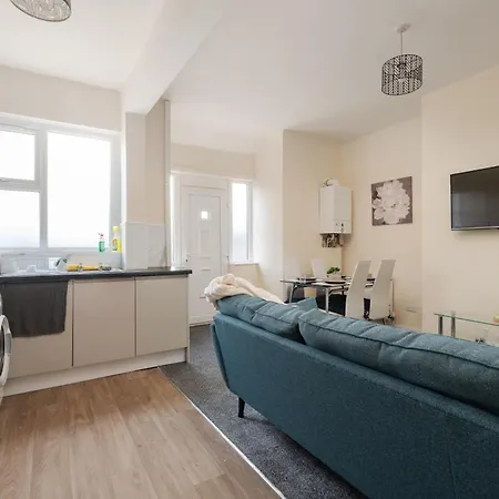 Spacious 4br Near Etihad - Free Parking - 5 Min Train Station Μάντσεστερ