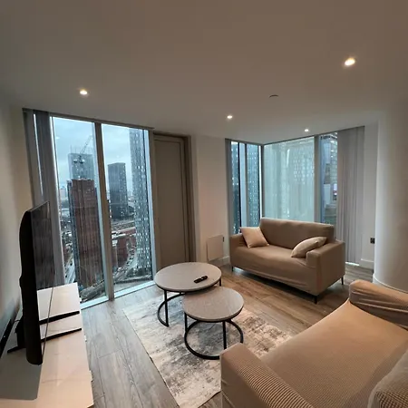 Lux Deansgate Multi Story Apartment Manchester