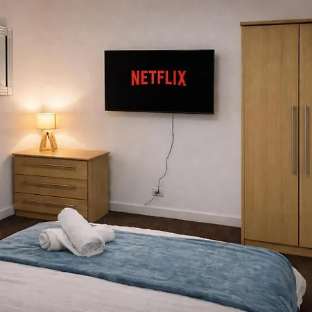 아파트 Modern 1 Bed Ideal For Long And Business Self Check-in Parking 5 Min Walk To Old Trafford *