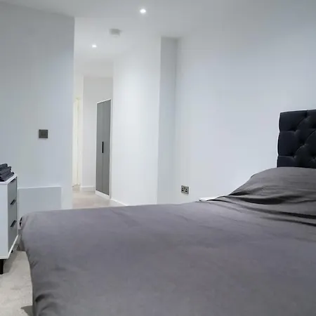 High Rise In Centre With Stunning Views Apartament Manchester