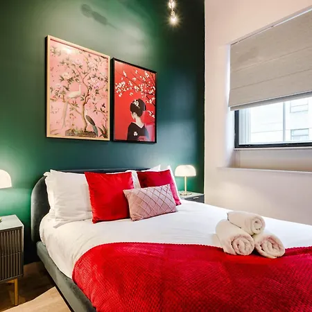 Apartamento Spacious Location For Families Walk To Mánchester