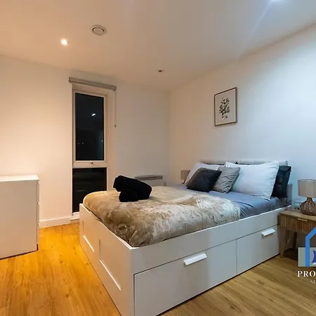 Spacious Ancoats -pool-gym-free Parking Apartament *