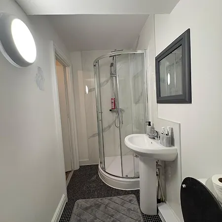 Apartment Comfy Stayzzz Manchester