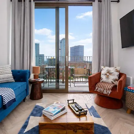 Cottonopolis Apartment *
