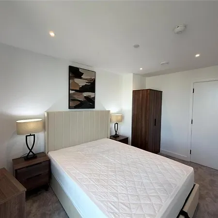 Luxury Skyline With Premium Facilities- M3 *