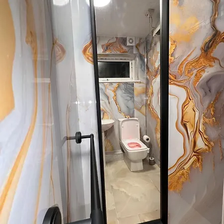 Elite 1-bedroom Flat