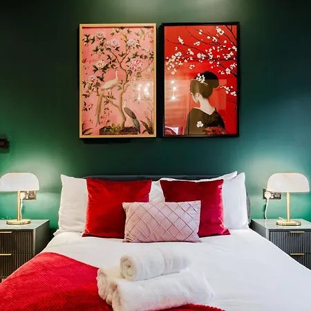 شقة Spacious Location For Families Walk To *