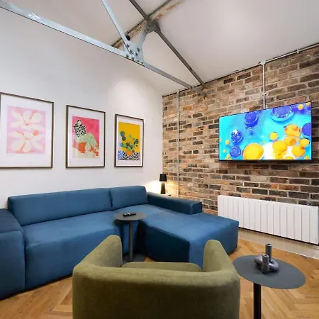 Serge At The Heim Apartment