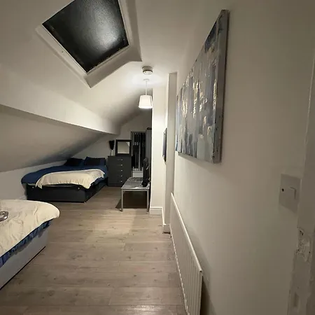 Comfy Stayzzz Apartment *