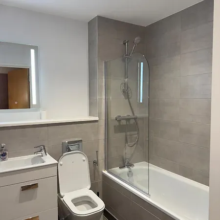 Apartmán Modern 1br, Salford Quays, Near Mediacity