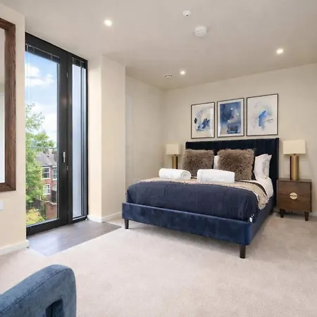 The Mancunian Blue - Luxury 2-bed Corner Apartmán Manchester