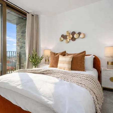Cottonopolis Apartment