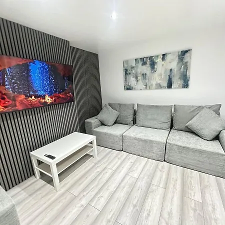 2 Bedroom - Near Coop Live & Etihad Stadium * Manchester