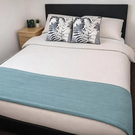 Modern 1 Bed Ideal For Long And Business Self Check-in Parking 5 Min Walk To Old Trafford 아파트 맨체스터