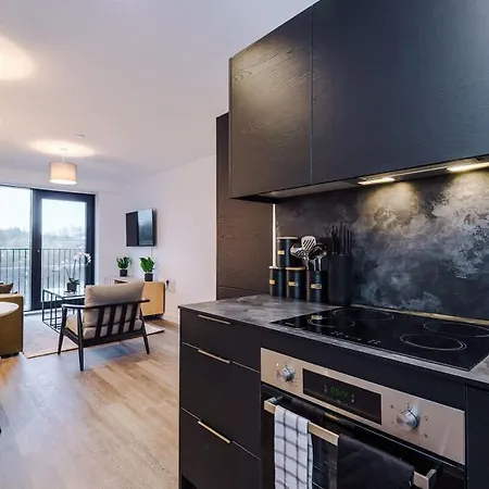 Cosy 1br Near Media & Centre Apartmán