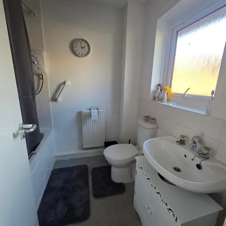 Private Cosy Double Bedroom, Extremely Close To Centre * Mánchester