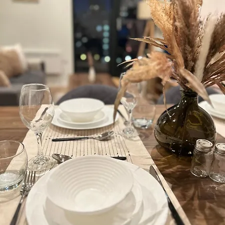 Apartamento Spacious Local Attractions Gym Parking